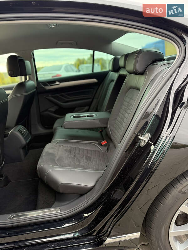 Седан Volkswagen Passat 2022 в Луцьку фото 110 Седан Volkswagen Passat 2022 в Луцьку