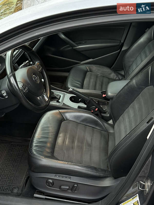 Седан Volkswagen Passat 2013 в Днепре