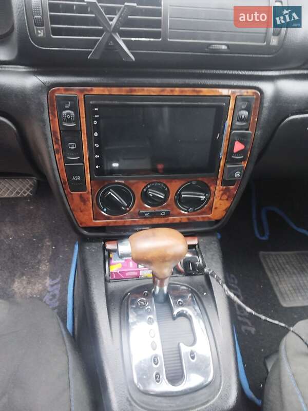 Седан Volkswagen Passat 2002 в Черкассах