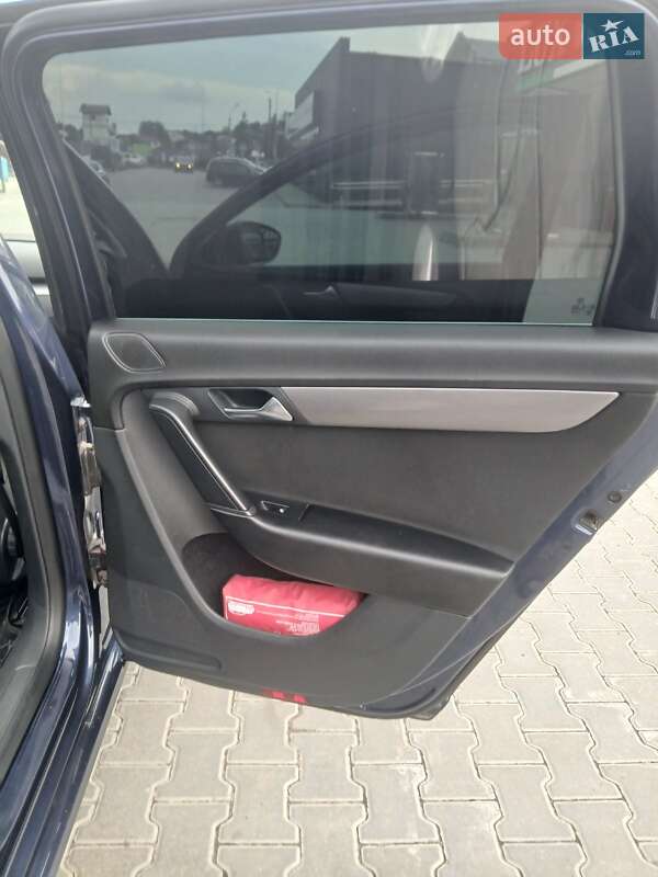 Универсал Volkswagen Passat 2011 в Тернополе фото 12 Универсал Volkswagen Passat 2011 в Тернополе