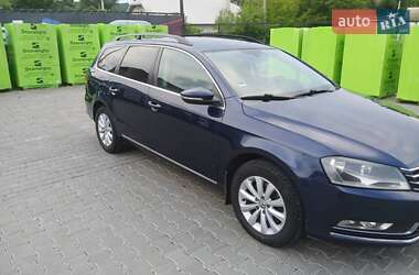 Універсал Volkswagen Passat 2011 в Тернополі