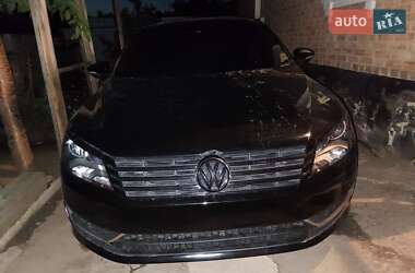 Седан Volkswagen Passat 2012 в 
