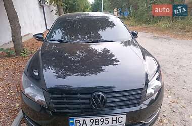 Седан Volkswagen Passat 2012 в 
