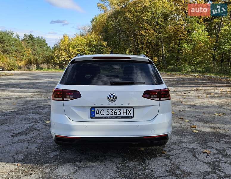 Универсал Volkswagen Passat 2020 в Бережанах