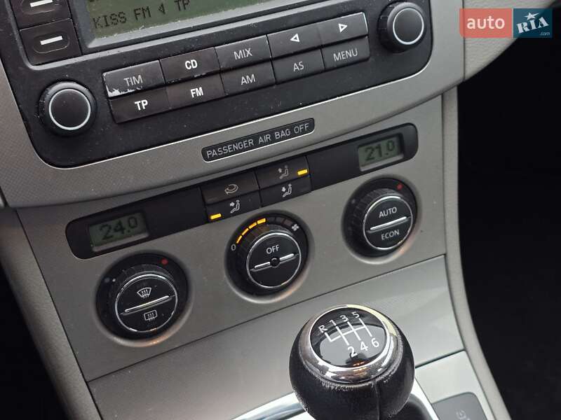 Седан Volkswagen Passat 2005 в Тернополі