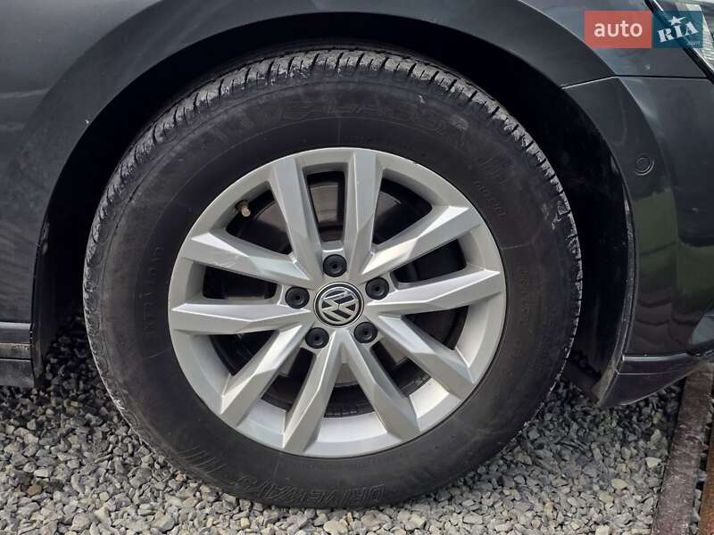Универсал Volkswagen Passat 2016 в Тернополе фото 15 Универсал Volkswagen Passat 2016 в Тернополе