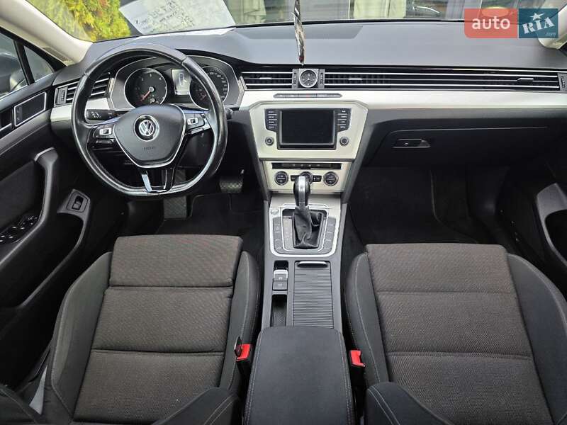 Универсал Volkswagen Passat 2016 в Тернополе фото 18 Универсал Volkswagen Passat 2016 в Тернополе