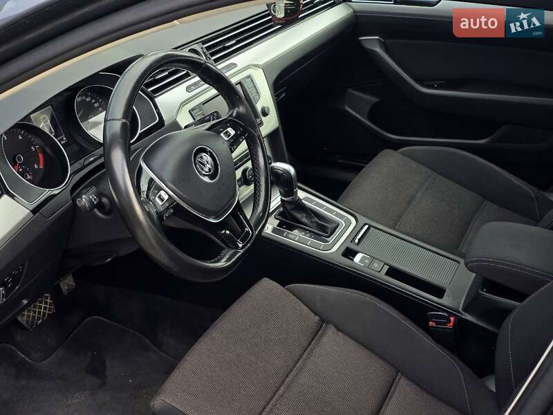 Универсал Volkswagen Passat 2016 в Тернополе фото 28 Универсал Volkswagen Passat 2016 в Тернополе