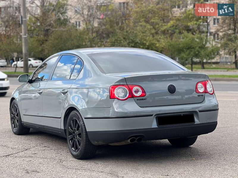 Седан Volkswagen Passat 2009 в Одессе