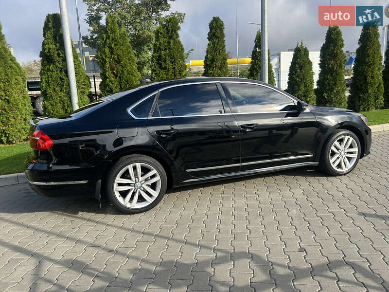 Седан Volkswagen Passat 2016 в Києві
