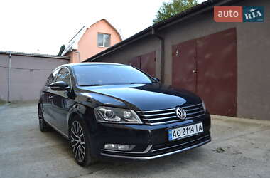 Седан Volkswagen Passat 2011 в Івано-Франківську