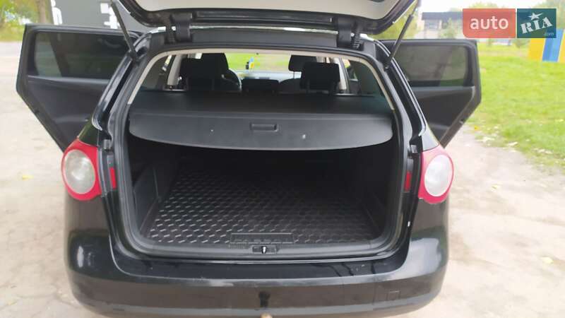 Универсал Volkswagen Passat 2009 в Ровно фото 11 Универсал Volkswagen Passat 2009 в Ровно