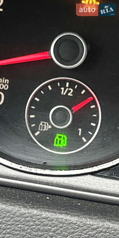 Универсал Volkswagen Passat 2011 в Киеве