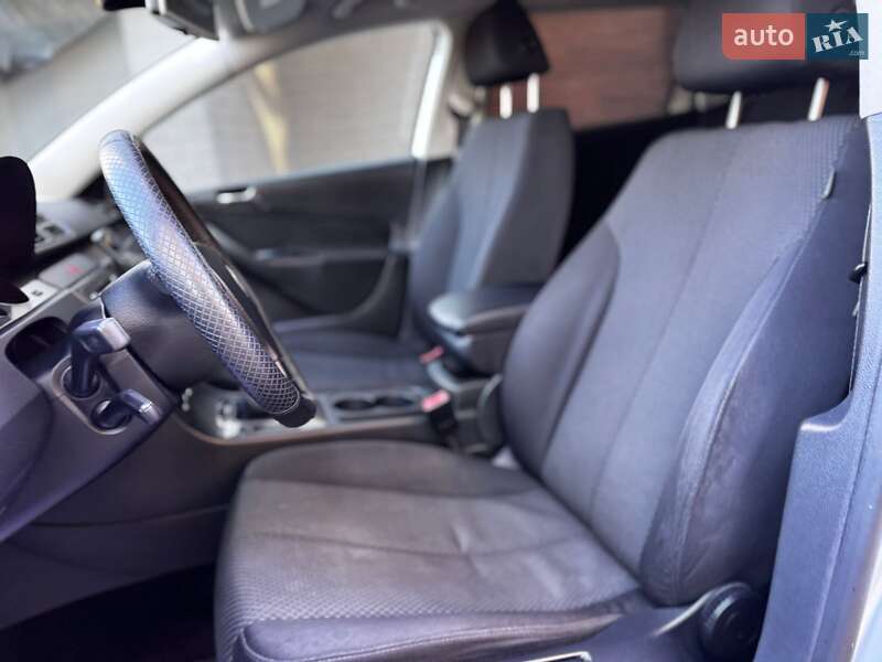 Універсал Volkswagen Passat 2008 в Івано-Франківську фото 47 Універсал Volkswagen Passat 2008 в Івано-Франківську