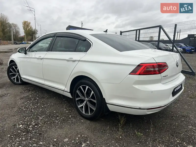 Volkswagen Passat 2018 VIN WVWZZZ3CZJE125604 фото оголошення 5 з 75