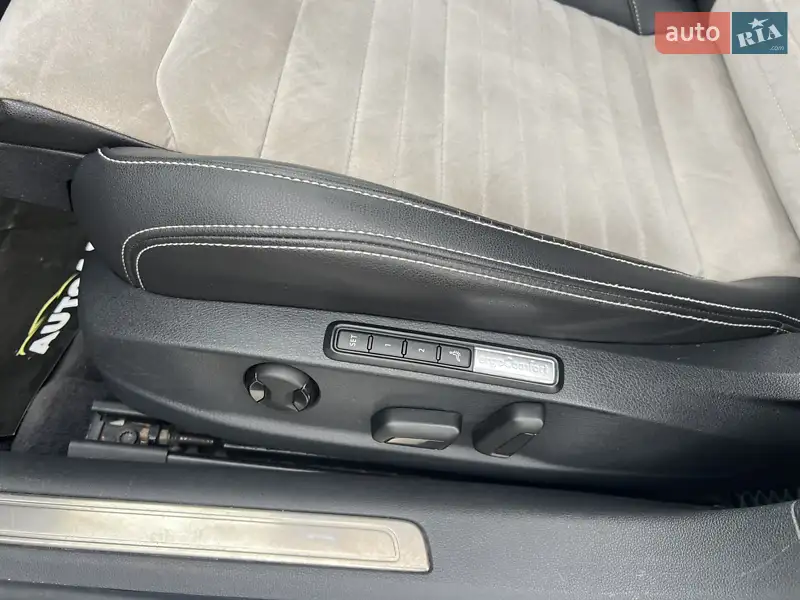 Volkswagen Passat 2018 VIN WVWZZZ3CZJE125604 фото оголошення 38 з 75