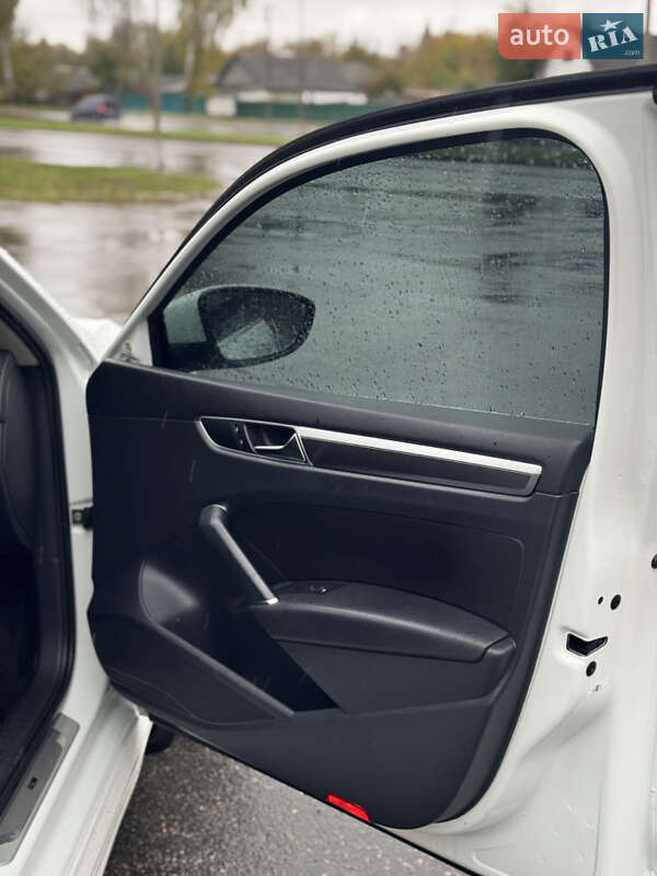 Седан Volkswagen Passat 2017 в Лубнах фото 18 Седан Volkswagen Passat 2017 в Лубнах