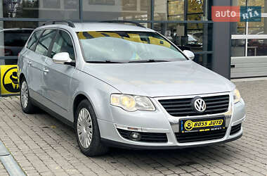 Универсал Volkswagen Passat 2009 в Ивано-Франковске