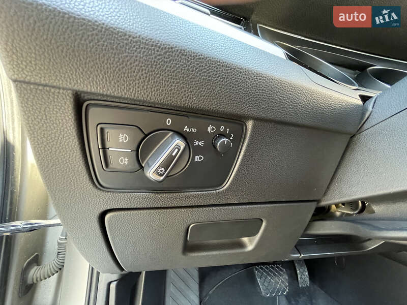 Седан Volkswagen Passat 2016 в Києві
