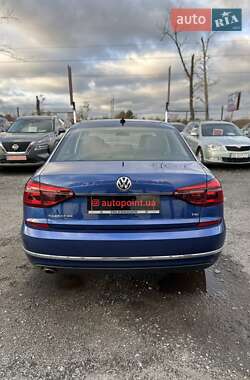 Седан Volkswagen Passat 2016 в 