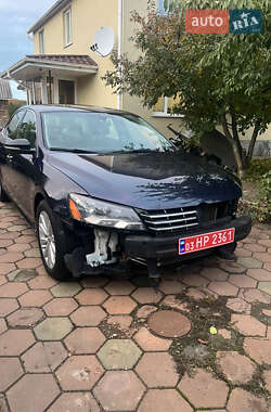 Седан Volkswagen Passat 2012 в Корсунь-Шевченківському