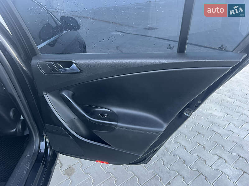 Седан Volkswagen Passat 2005 в Ивано-Франковске фото 12 Седан Volkswagen Passat 2005 в Ивано-Франковске