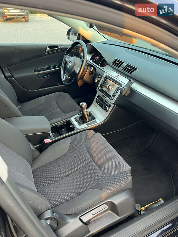 Универсал Volkswagen Passat 2010 в Ковеле