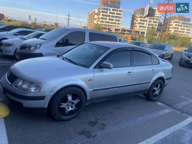 Седан Volkswagen Passat 1996 в Ужгороде фото 2 Седан Volkswagen Passat 1996 в Ужгороде