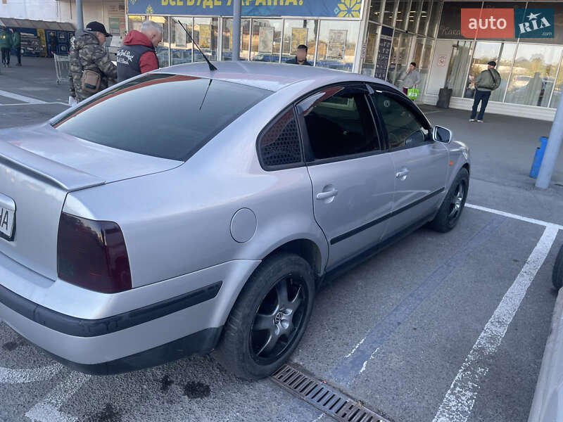Седан Volkswagen Passat 1996 в Ужгороде фото 5 Седан Volkswagen Passat 1996 в Ужгороде