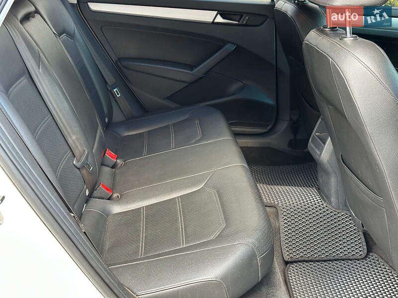 Седан Volkswagen Passat 2012 в Одессе фото 18 Седан Volkswagen Passat 2012 в Одессе