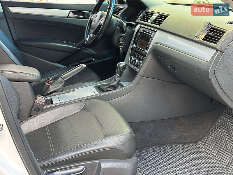 Седан Volkswagen Passat 2012 в Одессе фото 23 Седан Volkswagen Passat 2012 в Одессе