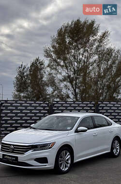 Седан Volkswagen Passat 2020 в Киеве