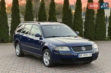 Универсал Volkswagen Passat 2001 в Ровно