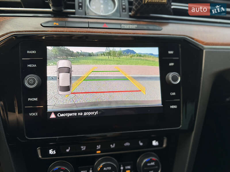 Седан Volkswagen Passat 2018 в Виноградове