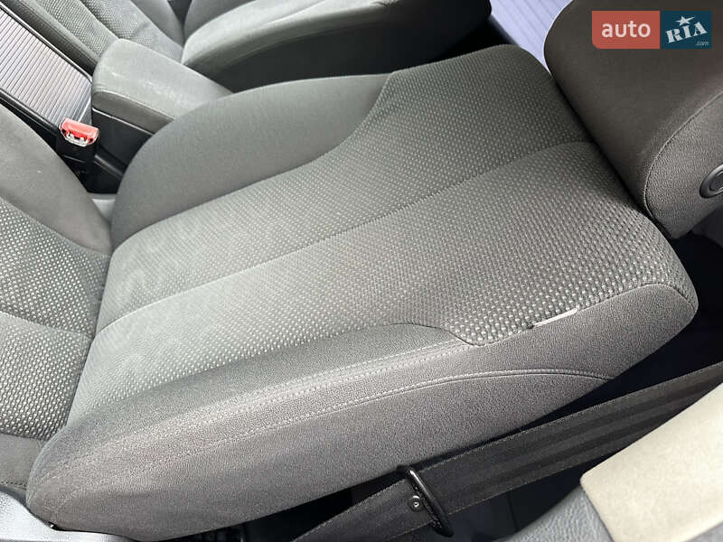 Универсал Volkswagen Passat 2006 в Ивано-Франковске фото 112 Универсал Volkswagen Passat 2006 в Ивано-Франковске