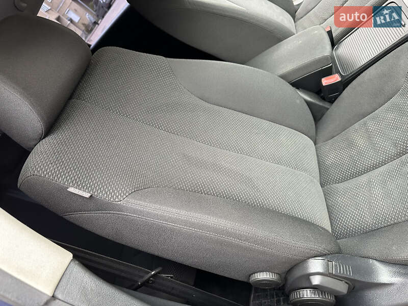 Универсал Volkswagen Passat 2006 в Ивано-Франковске фото 135 Универсал Volkswagen Passat 2006 в Ивано-Франковске