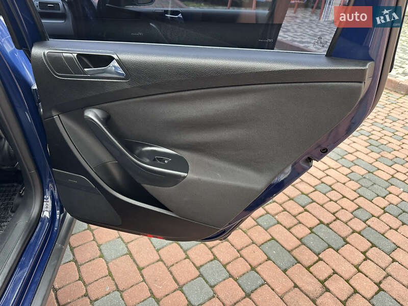 Универсал Volkswagen Passat 2006 в Ивано-Франковске фото 162 Универсал Volkswagen Passat 2006 в Ивано-Франковске