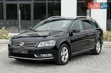 Универсал Volkswagen Passat 2012 в Городке