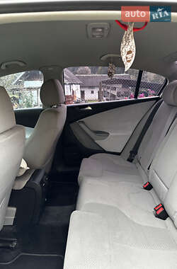 Седан Volkswagen Passat 2005 в  фото 28 Седан Volkswagen Passat 2005 в