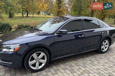 Седан Volkswagen Passat 2012 в 