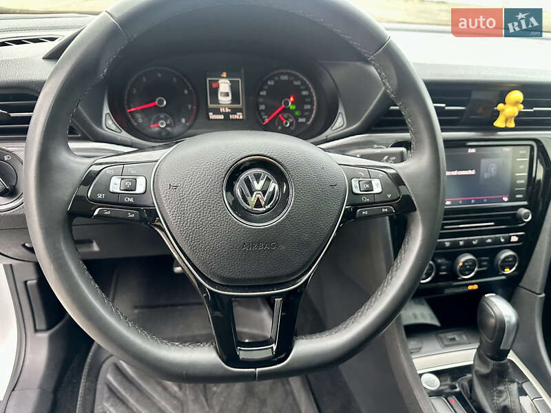 Седан Volkswagen Passat 2021 в Белой Церкви