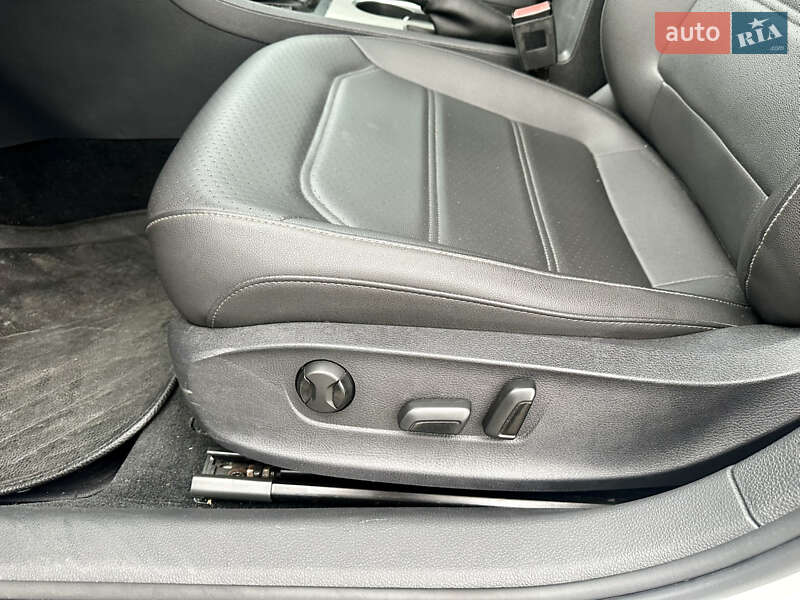 Седан Volkswagen Passat 2021 в Белой Церкви