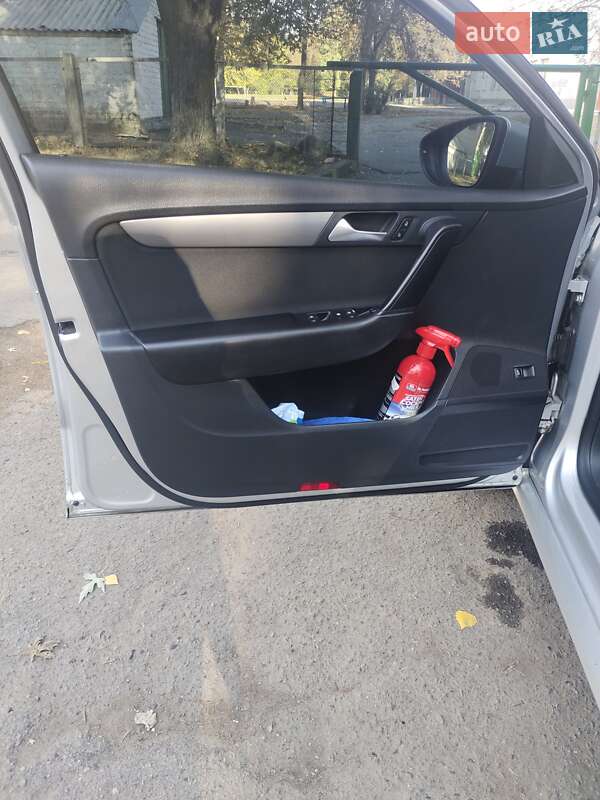 Универсал Volkswagen Passat 2014 в Кременчуге фото 29 Универсал Volkswagen Passat 2014 в Кременчуге