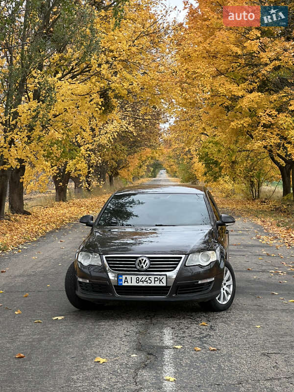 Седан Volkswagen Passat 2006 в Мироновке фото Седан Volkswagen Passat 2006 в Мироновке