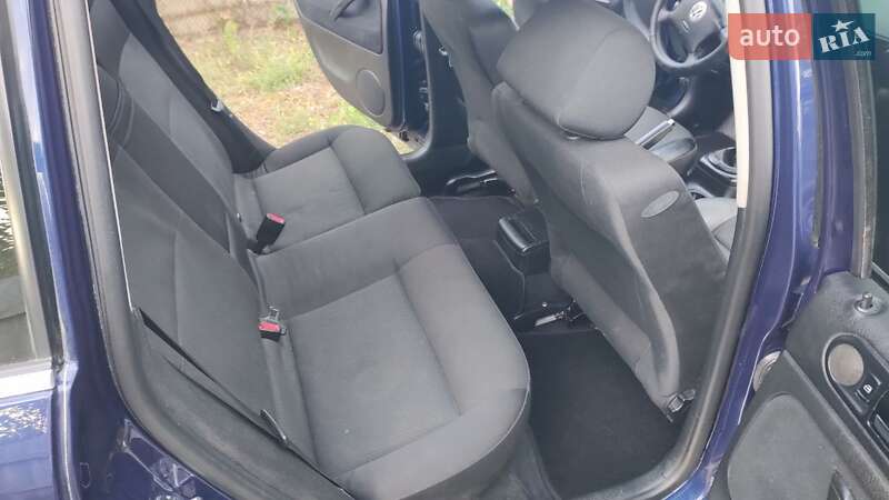 Универсал Volkswagen Passat 2001 в Новой Водолаге фото 11 Универсал Volkswagen Passat 2001 в Новой Водолаге