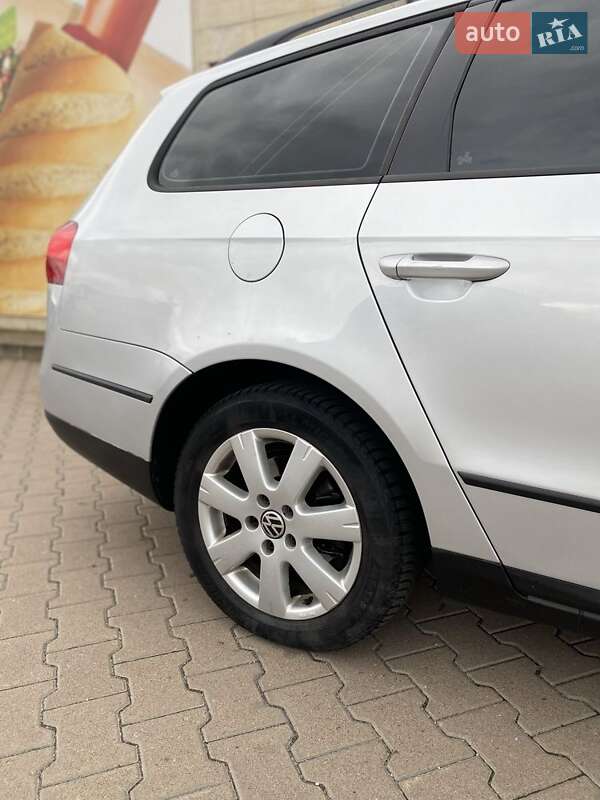 Універсал Volkswagen Passat 2006 в Житомирі фото 4 Універсал Volkswagen Passat 2006 в Житомирі