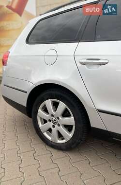 Универсал Volkswagen Passat 2006 в  фото 4 Универсал Volkswagen Passat 2006 в