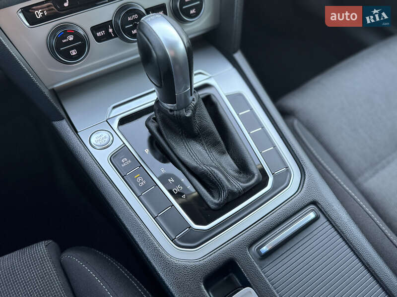 Універсал Volkswagen Passat 2016 в Стрию фото 112 Універсал Volkswagen Passat 2016 в Стрию