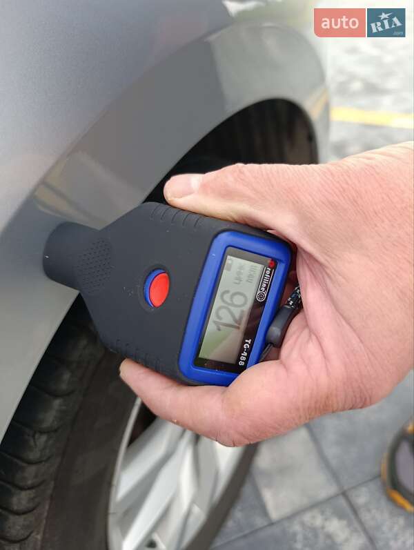 Універсал Volkswagen Passat 2019 в Звягелі фото 41 Універсал Volkswagen Passat 2019 в Звягелі