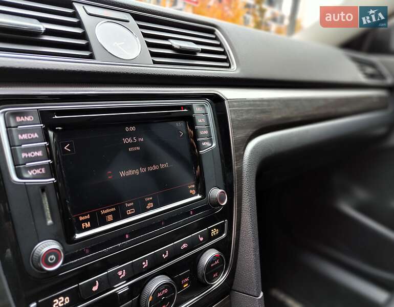 Седан Volkswagen Passat 2015 в Киеве фото 42 Седан Volkswagen Passat 2015 в Киеве